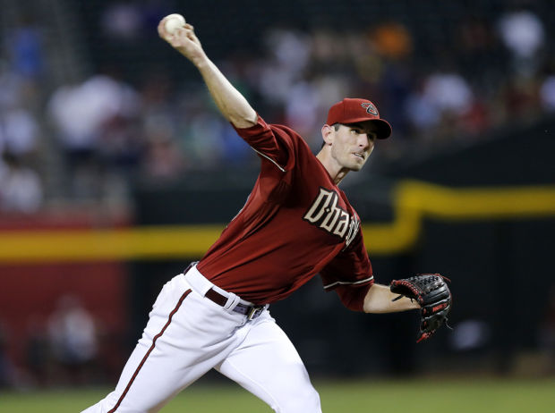 D-backs 10, Cardinals 9, 16 innings: Managers look to keep catchers fresh, too